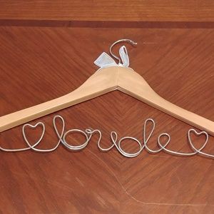 Bride hanger